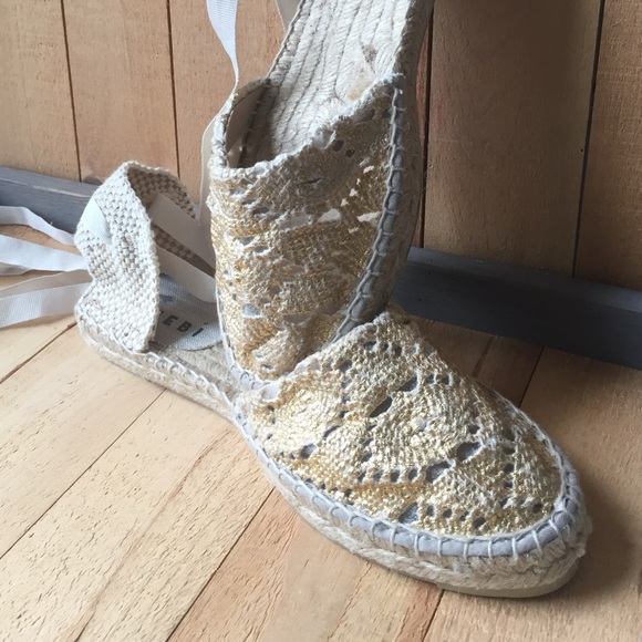New, Unworn Cotton Crochet Flat Valenciana Espadrilles - Picture 3 of 8